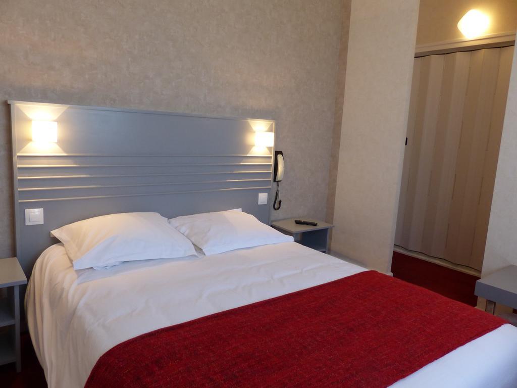 Hotel Le Roudou Fouesnant Habitación foto