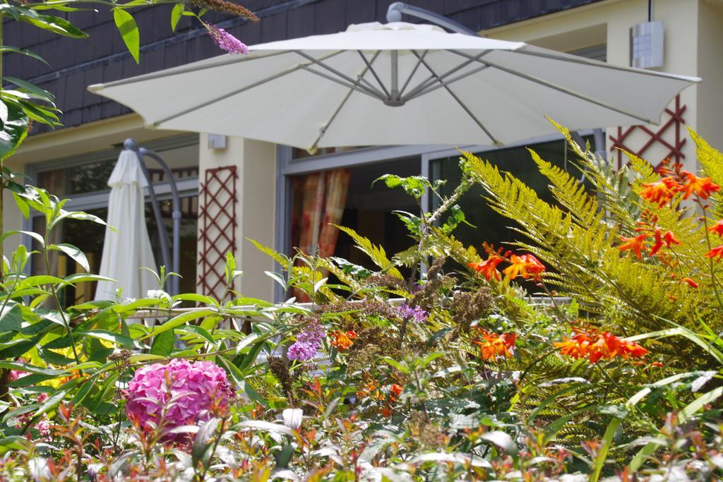 Hotel Le Roudou Fouesnant Exterior foto